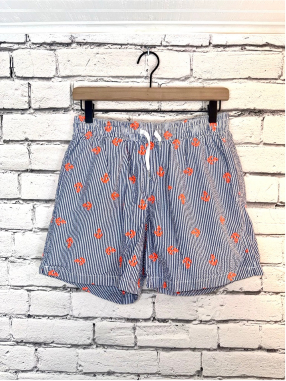 Men's Chubbies Swim Trunks size Medium Blue Seersucker Striped Anchor Embroidery